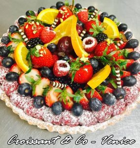 Croissant&Co Fruit Cake